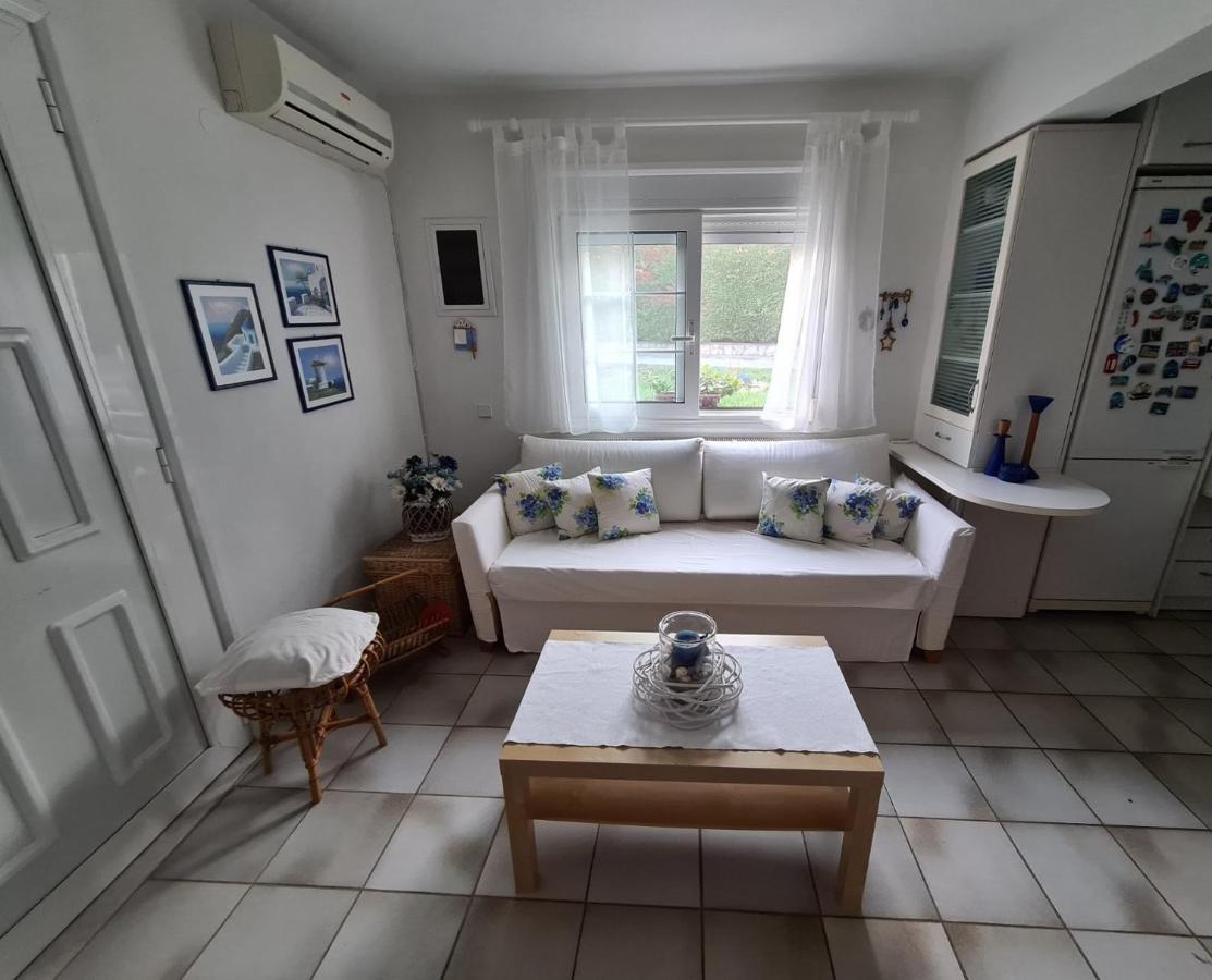 Wonderful House With Private Garden Villa Flogita Ngoại thất bức ảnh